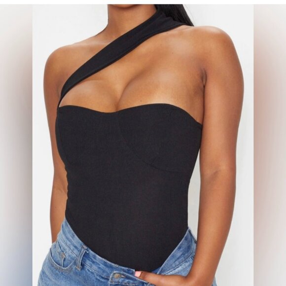 NWT PrettyLittleThing Ribbed Cross Body Strap Black One-Shoulder Bodysuit - Picture 1 of 12